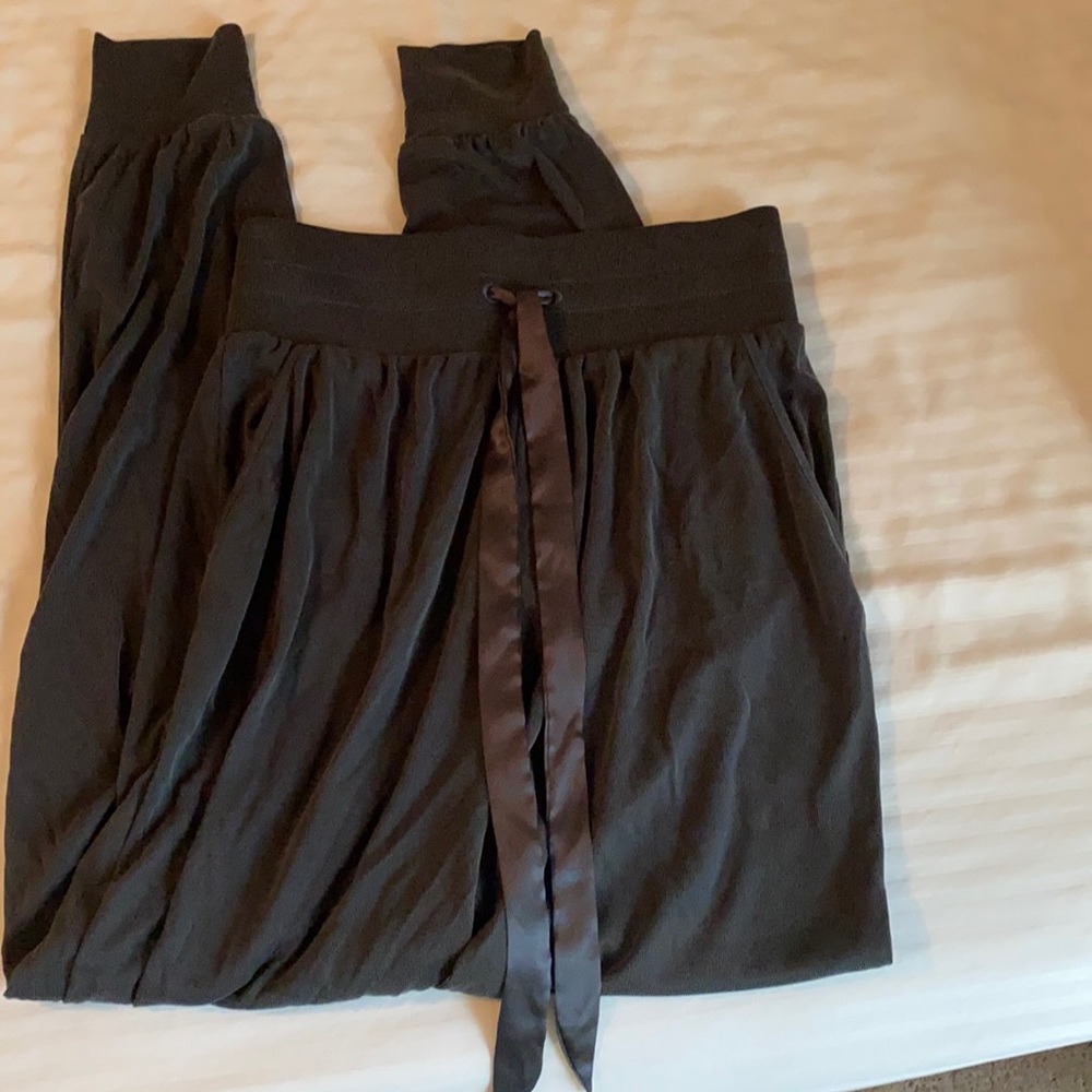 New VS Joggers